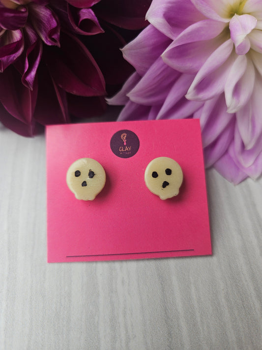 Glow in The Dark Skull Studs